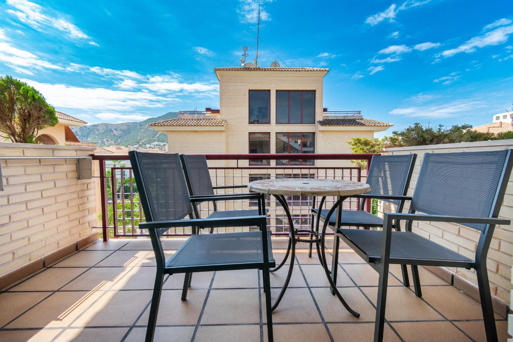 Albir Confort - Avenida 3 Dorm. El Albir