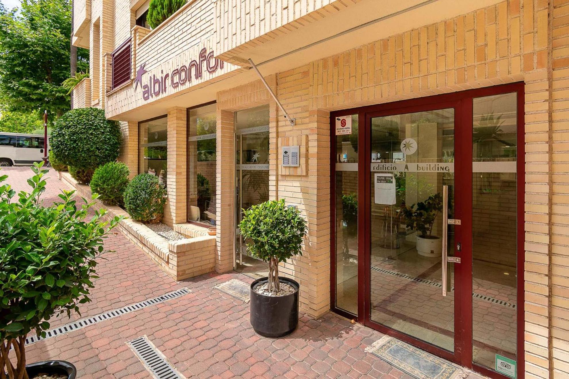 Albir Confort - Avenida 3 Dorm. Apartamento *