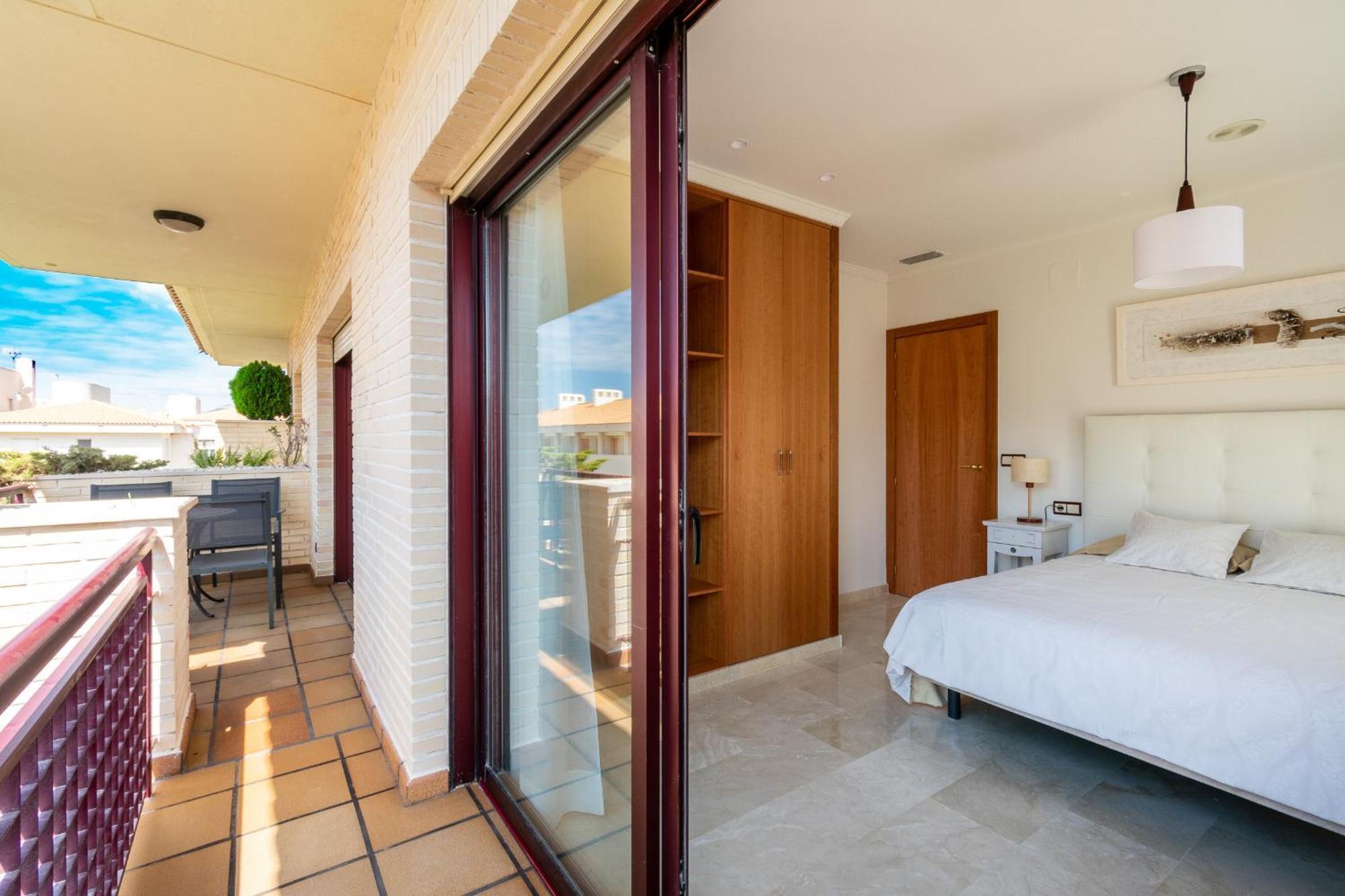 Albir Confort - Avenida 3 Dorm. Apartamento *